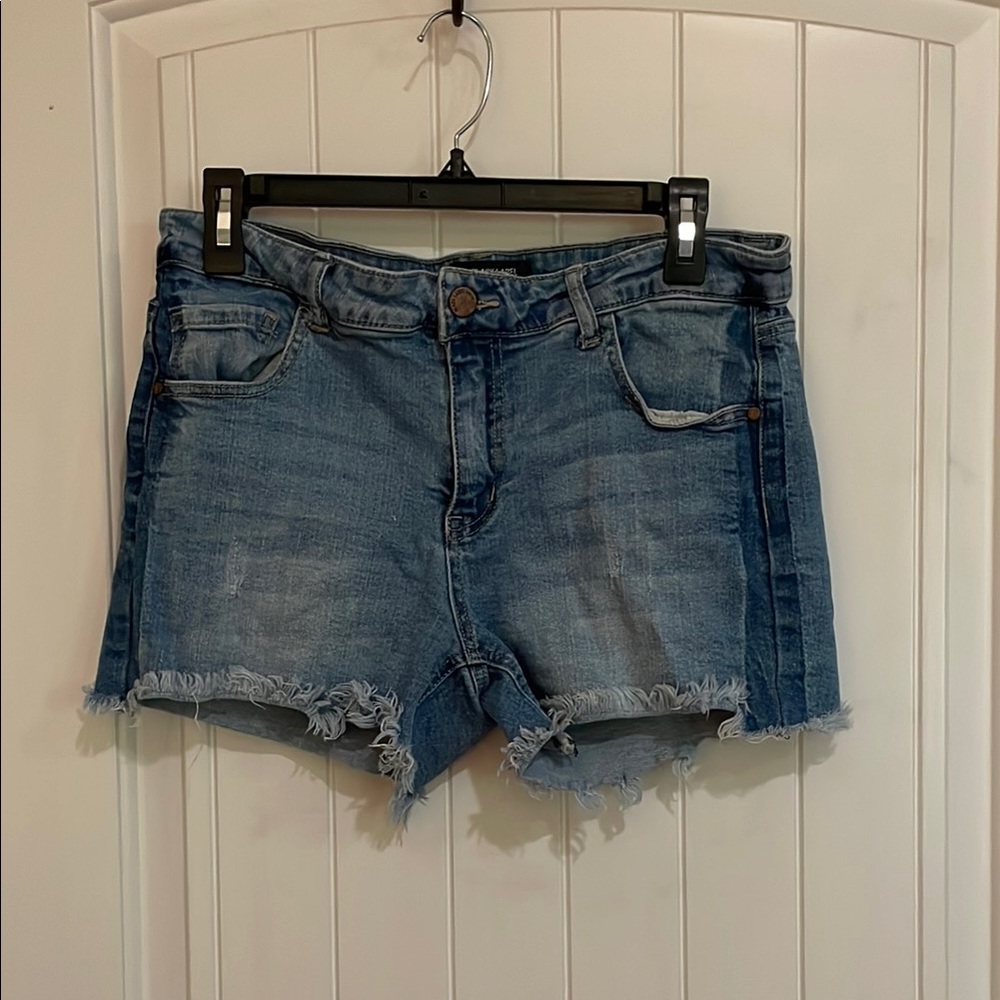 Denim Black Label Women's Shorts size large